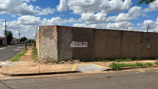 Lote/Terreno à venda, 200m² no Jardim Marajó, Uberaba
