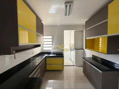 Apartamento com 3 Quartos para venda ou aluguel, 80m² no Santa Maria, Uberaba
