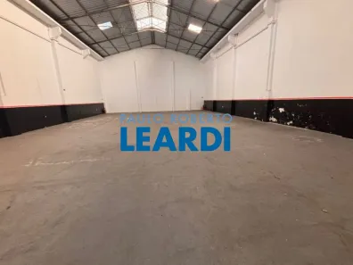 Galpão/Depósito/Armazém para alugar, 650m² no Parque das Nações, Santo André