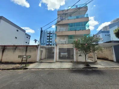 Cobertura com 4 Quartos para alugar, 156m² no Patrimônio, Uberlândia