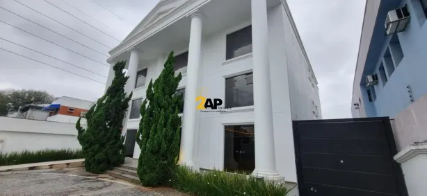 Prédio Comercial para alugar, 979m² no Indianópolis, São Paulo