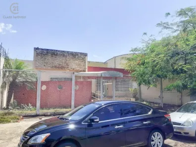 Imóvel Comercial com 3 Quartos à venda, 300m² no Jardim Shangri-la A, Londrina