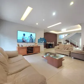 Casa com 5 Quartos à venda, 250m² no Jacarepaguá, Rio de Janeiro