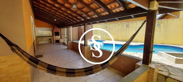 Sobrado com 3 Quartos à venda, 80m² no Balneario Regina Maria, Mongaguá