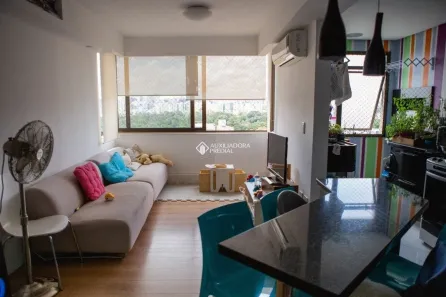 Apartamento com 2 Quartos à venda, 65m² no Cidade Baixa, Porto Alegre