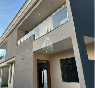 Sobrado com 4 Quartos à venda, 250m² no Taquara, Rio de Janeiro
