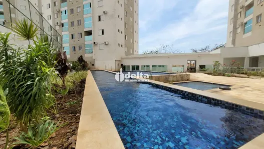 Apartamento com 2 Quartos para alugar, 105m² no Granja Marileusa, Uberlândia