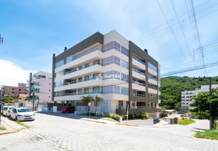 Apartamento com 3 Quartos à venda, 120m² no Bombas, Bombinhas