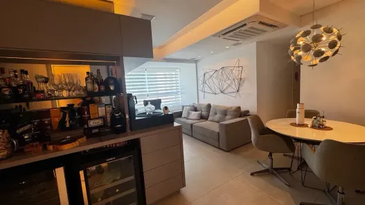 Apartamento com 3 Quartos para alugar, 95m² no Encruzilhada, Recife