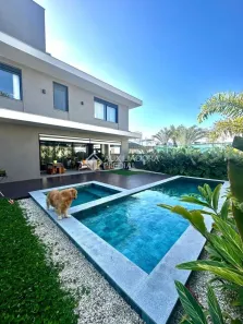 Casa com 4 Quartos à venda, 363m² no Jurerê, Florianópolis