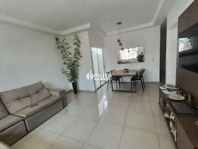 Casa com 3 Quartos à venda, 180m² no Bosque dos Buritis, Uberlândia