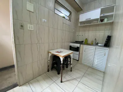 Kitnet com 1 Quarto à venda, 27m² no Guilhermina, Praia Grande