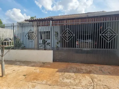 Casa com 2 Quartos à venda, 74m² no Jardim Ilha do Mel, Londrina