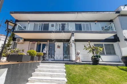 Casa com 4 Quartos à venda, 366m² no Três Figueiras, Porto Alegre