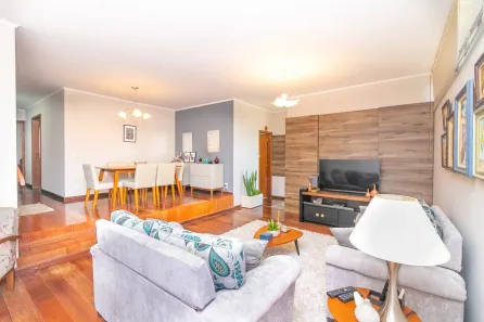 Casa com 3 Quartos à venda, 234m² no Petrópolis, Porto Alegre
