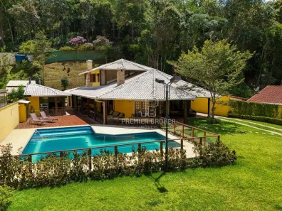 Casa de Condomínio com 7 Quartos à venda, 421m² no Albuquerque, Teresópolis