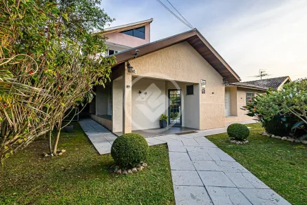 Casa com 4 Quartos à venda, 167m² no Novo Mundo, Curitiba