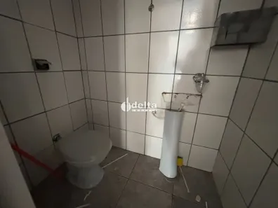 Ponto Comercial para alugar, 100m² no Lídice, Uberlândia