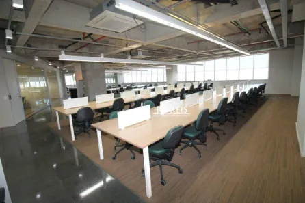Prédio Comercial para alugar, 1137m² no Tamboré, Barueri