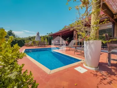 Casa com 3 Quartos à venda, 193m² no Pedro do Rio, Petrópolis