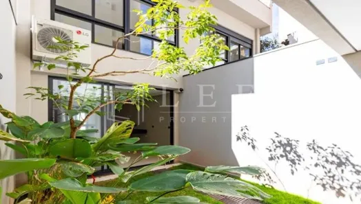 Casa com 2 Quartos à venda, 140m² no Vila Nova Conceição, São Paulo