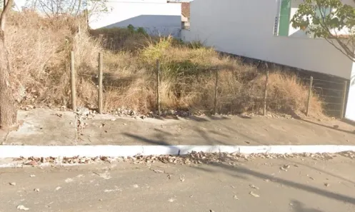 Lote/Terreno à venda, 280m² no Grã-Duquesa, Governador Valadares