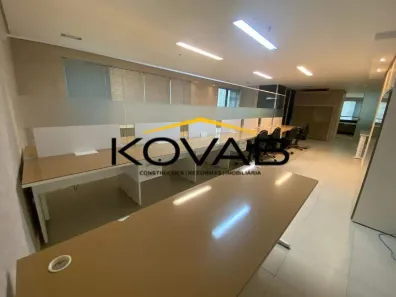 Sala Comercial à venda, 193m² no Moema, São Paulo
