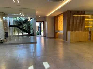 Sobrado com 3 Quartos à venda, 350m² no Chácara Cachoeira, Campo Grande