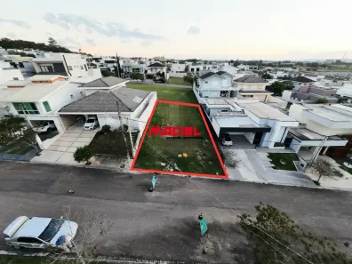 Lote/Terreno à venda, 300m² no Condomínio Terras do Vale, Caçapava