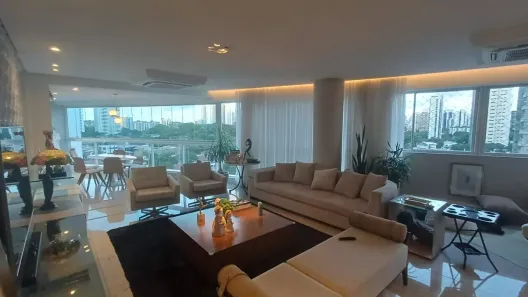Apartamento com 4 Quartos à venda, 193m² no Casa Forte, Recife