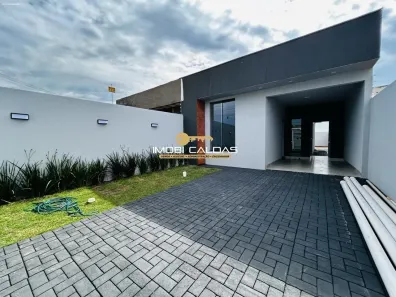 Casa com 2 Quartos à venda, 79m² no Centro, Caldas Novas