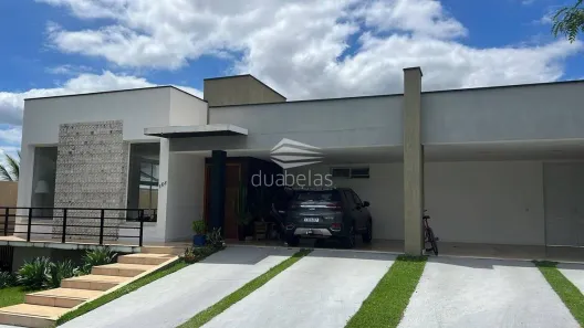 Casa de Condomínio com 3 Quartos para alugar, 350m² no Residencial Santa Helena, Caçapava