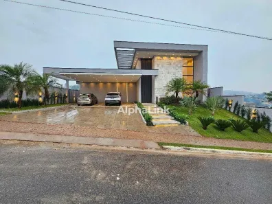 Casa de Condomínio com 4 Quartos à venda, 330m² no Villas do Jaguari, Santana de Parnaíba