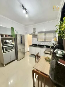 Casa com 2 Quartos à venda, 93m² no Aviação, Praia Grande