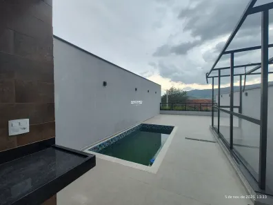 Sobrado com 3 Quartos à venda, 180m² no Jardim do Lago, Atibaia