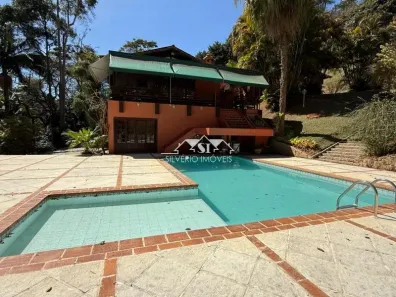 Fazenda/Sítio com 6 Quartos à venda, 700m² no Itaipava, Petrópolis