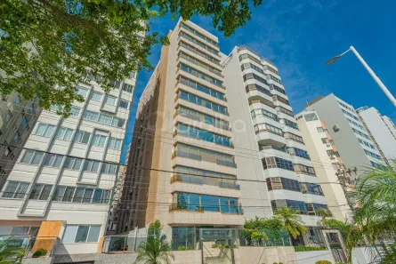 Apartamento com 4 Quartos para alugar, 226m² no Centro, Florianópolis