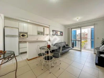 Apartamento com 2 Quartos para alugar, 66m² no Centro, Santa Maria
