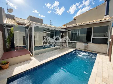 Casa com 3 Quartos para alugar, 79m² no Madri, Palhoça