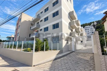 Apartamento com 2 Quartos à venda, 80m² no Ponta de Baixo, São José