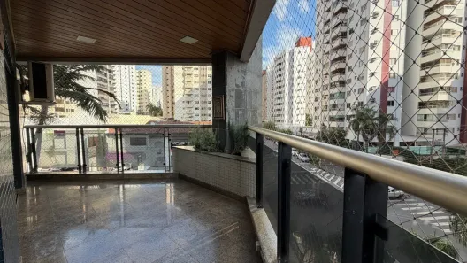 Apartamento com 4 Quartos para venda ou aluguel, 343m² no Setor Bueno, Goiânia