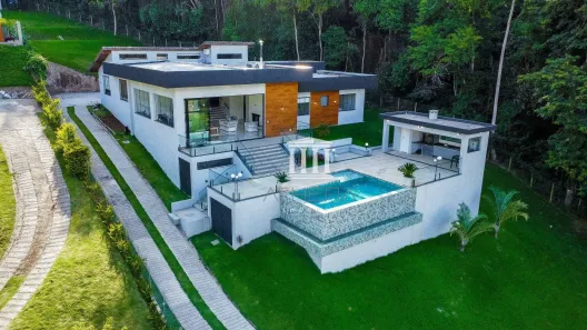 Casa de Condomínio com 6 Quartos à venda, 361m² no Sebastiana, Teresópolis