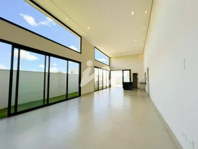 Casa com 3 Quartos à venda, 215m² no Jardim Botânico, Uberlândia
