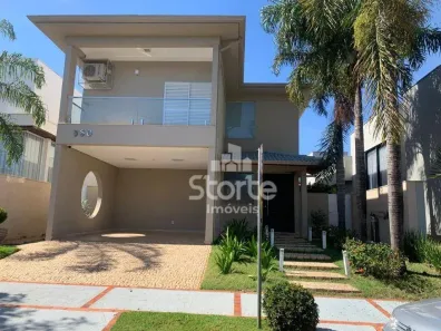 Casa de Condomínio com 4 Quartos à venda, 260m² no Aclimação, Uberlândia
