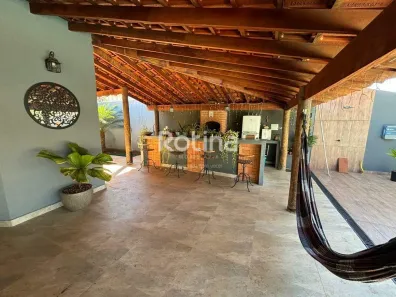 Imóvel Comercial para alugar, 300m² no Cidade Jardim, Uberlândia