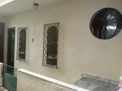 Sobrado com 2 Quartos para alugar, 60m² no Pilares, Rio de Janeiro
