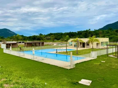 Lote/Terreno à venda, 240m² no Ubatiba, Maricá