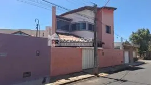 Casa com 4 Quartos à venda, 115m² no Ilhotas, Teresina