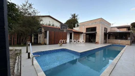 Fazenda/Sítio com 4 Quartos à venda, 294m² no Jardim Itapema, Guararema