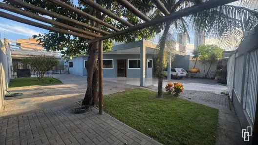 Casa com 3 Quartos à venda, 203m² no Plano Diretor Sul, Palmas